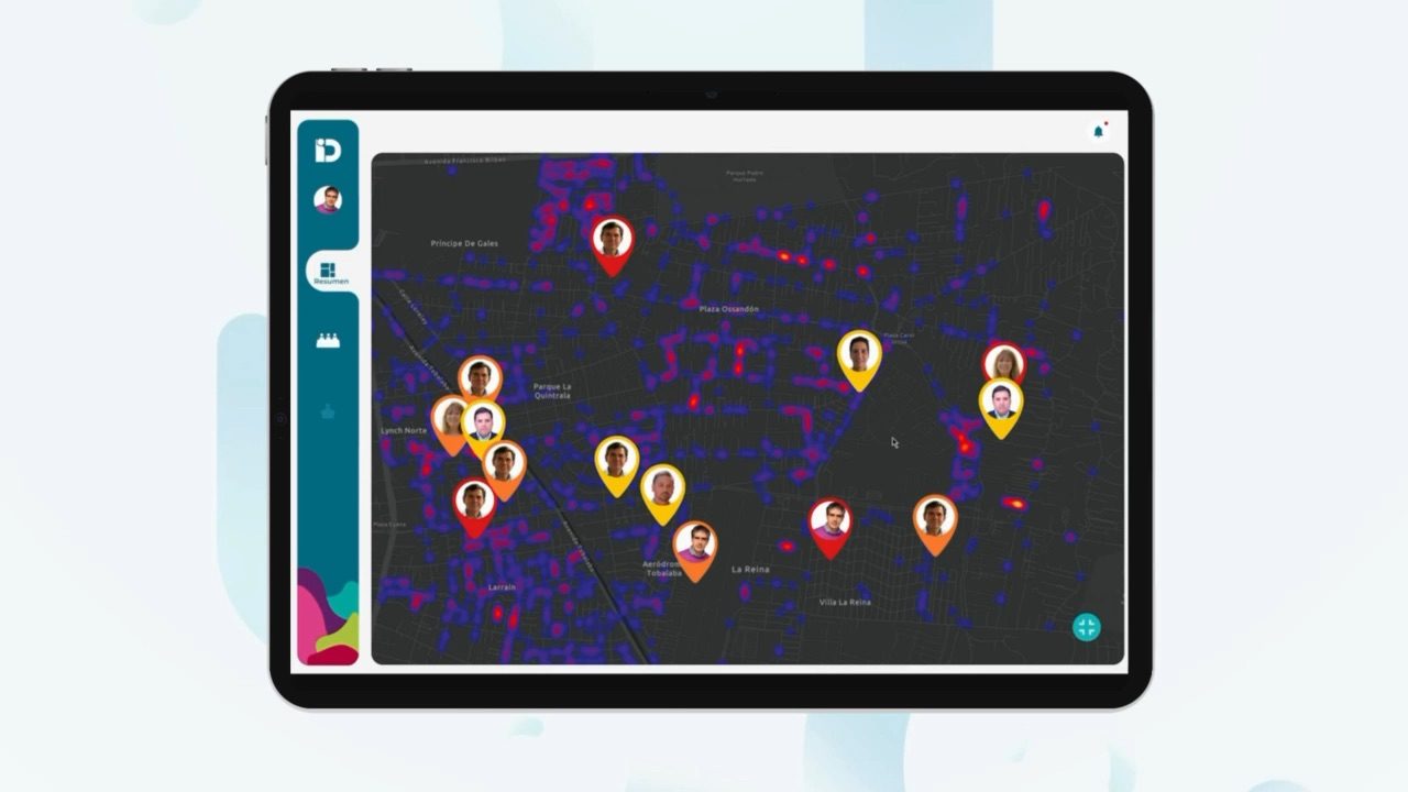 Tablet showing a dark map of La Reina with colored pins and an emergency card